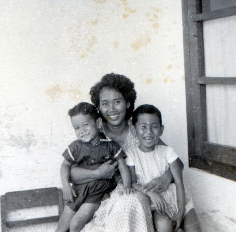 Mijn moeder Jeanne, Arnold en ik 1954